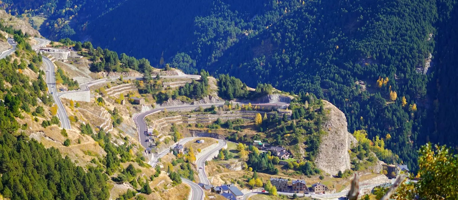 Relief montagneux et paysages naturels d’Andorre